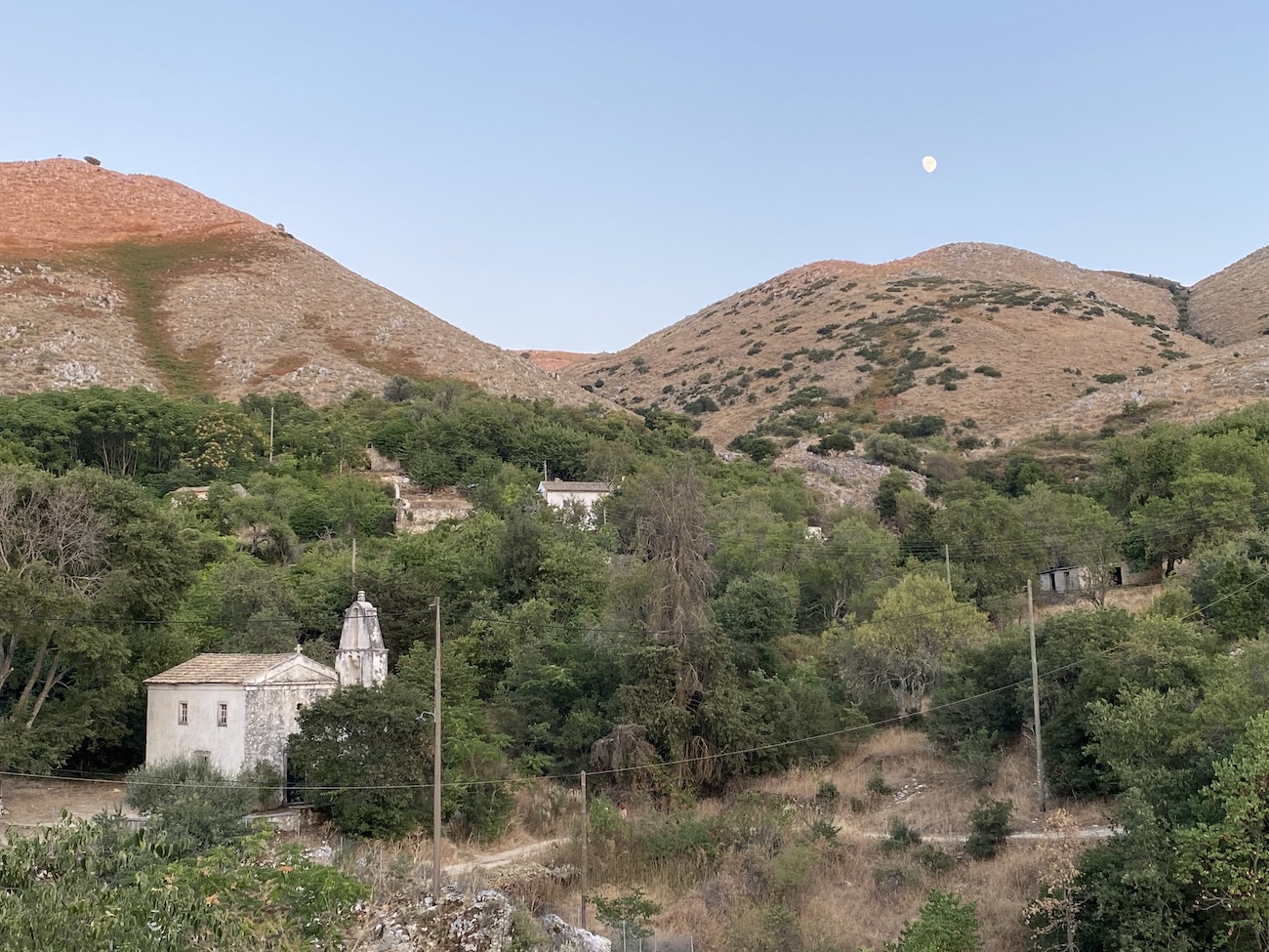 Stone buildings in Old Perithia